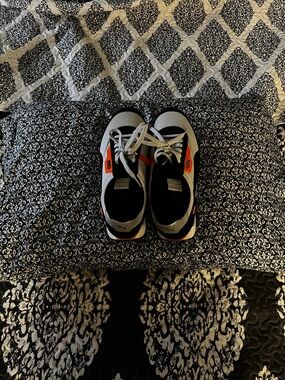 Puma Kids White, Black and Orange Low-Top Sneakers